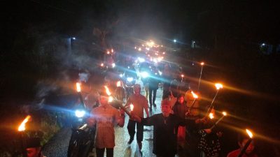 Pawai Obor “Colok” Meriahkan Peringatan 1 Muharram 1446 H di Desa Mas Bangun