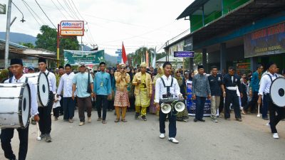 Drum band dari PP.Mambaul Khairat 