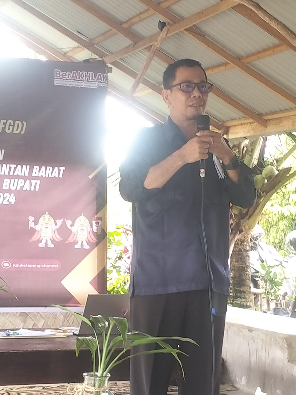 KPU Ketapang Gelar FGD Evaluasi Pilkada 2024, Media Soroti Rendahnya Partisipasi Pemilih