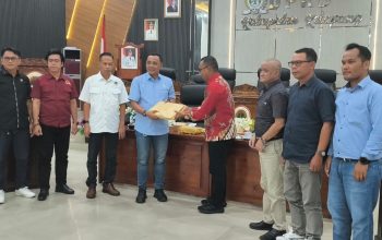 Manajemen PT Umekah Sari Pratama Bungkam Usai Rapat Dengar Pendapat Dengan Komisi lV DPRD Ketapang
