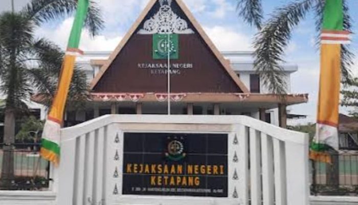 Kinerja Kejari Ketapang Di Sorot Publik: Dugaan Korupsi Penyertaan Modal PT KEM Mandek